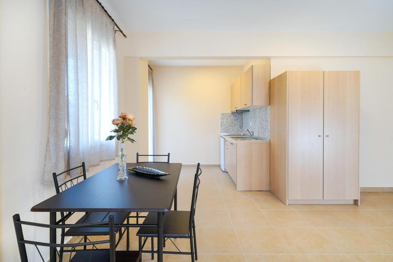 Skála Marión Theodore Apartments מראה חיצוני תמונה