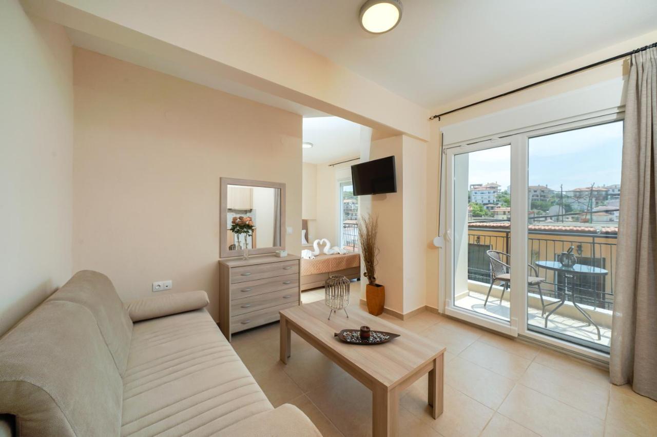 Skála Marión Theodore Apartments מראה חיצוני תמונה